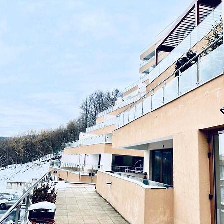 Londof Luxury Apartments - With A Panoramic View Over The City Braşov Extérieur photo